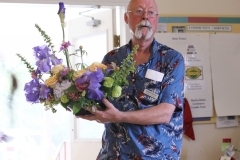 2018-08-26-Flower-Show-9.-Don-auctions-off-flower-demos