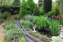 2023-05-07-Open-Garden-Carol-Stiles-train-tracks-and-pond