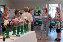 2023-05-27-Flower-Show-Diane-McAmmond-instructs-helpers